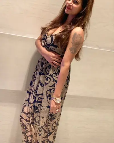Sirsi Escort